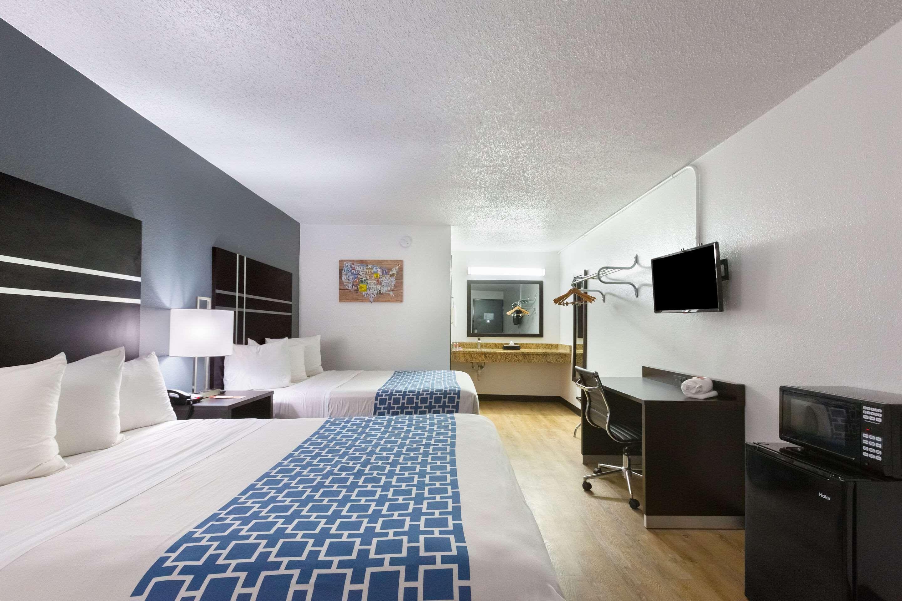 Econo Lodge Литония Экстерьер фото