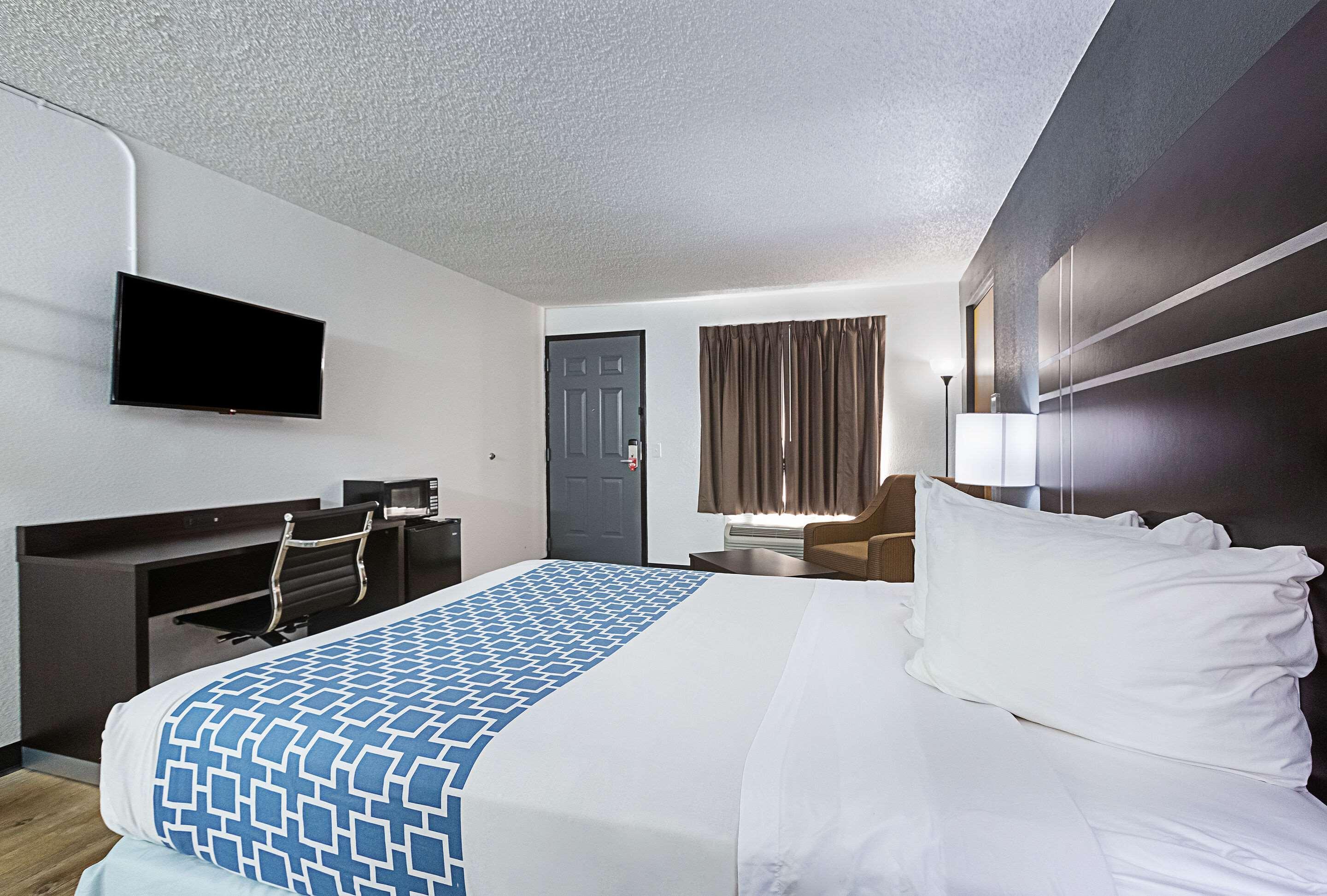 Econo Lodge Литония Экстерьер фото